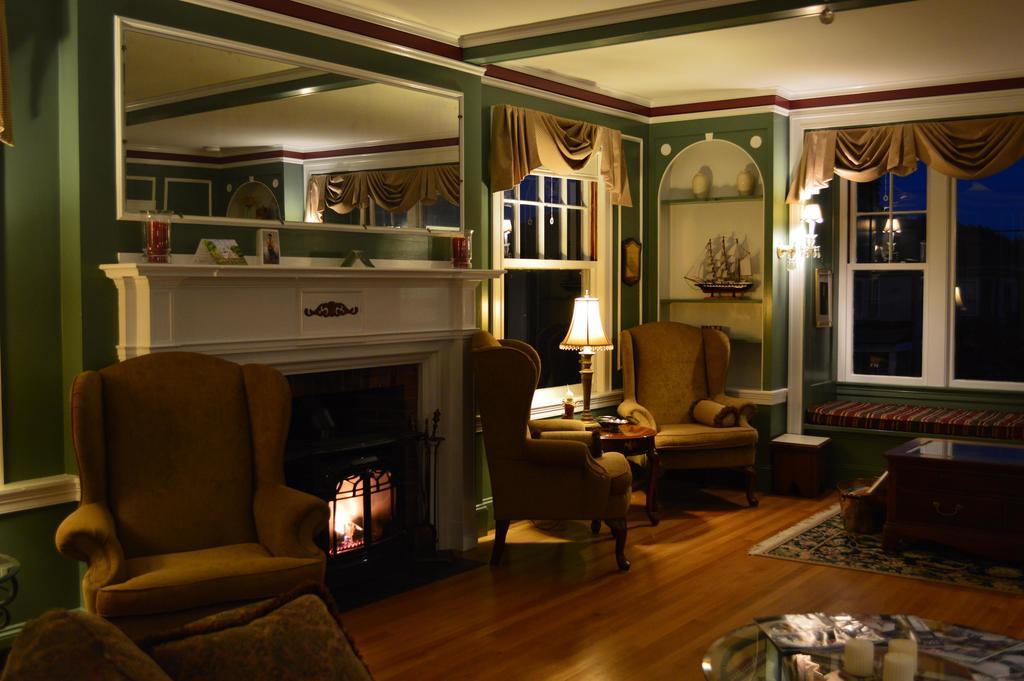 The Brewster Inn Dexter エクステリア 写真