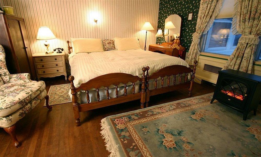 The Brewster Inn Dexter エクステリア 写真