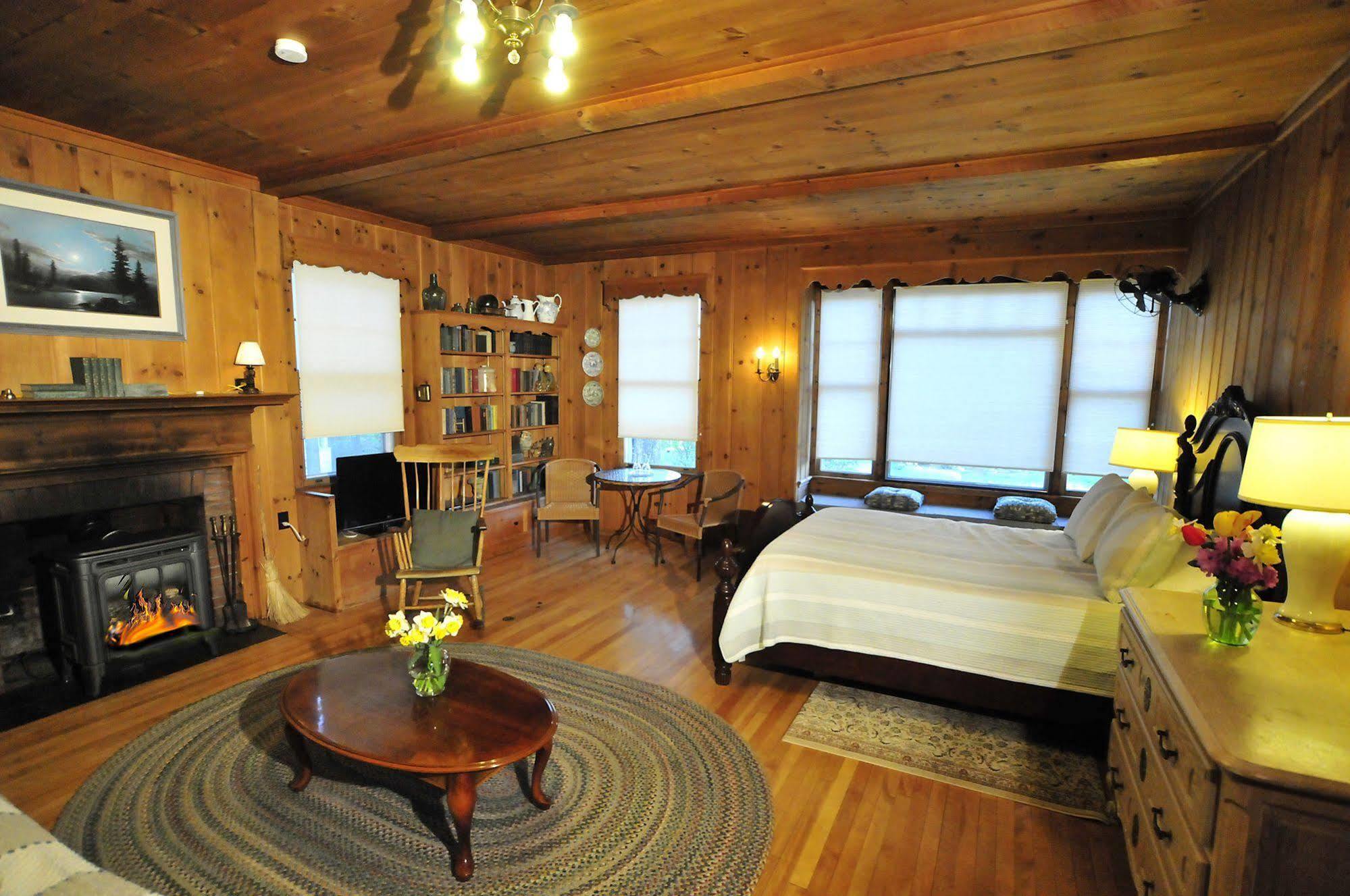 The Brewster Inn Dexter エクステリア 写真